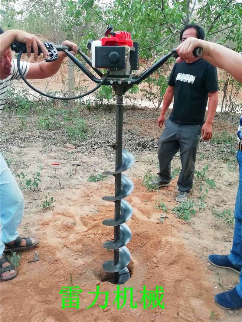 防護(hù)坡打樁機(jī)鉆孔速度大小可調(diào) 防護(hù)坡打樁機(jī)鉆孔速度大小可調(diào)
