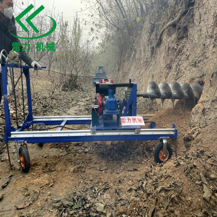 軌道式橫向鉆孔機(jī)過(guò)路穿管鉆機(jī)新品 軌道式橫向鉆孔機(jī)過(guò)路穿管鉆機(jī)新品