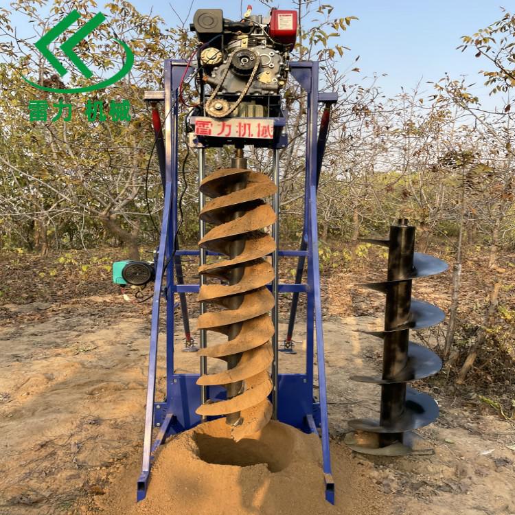 樁芯掏土機(jī).jpg